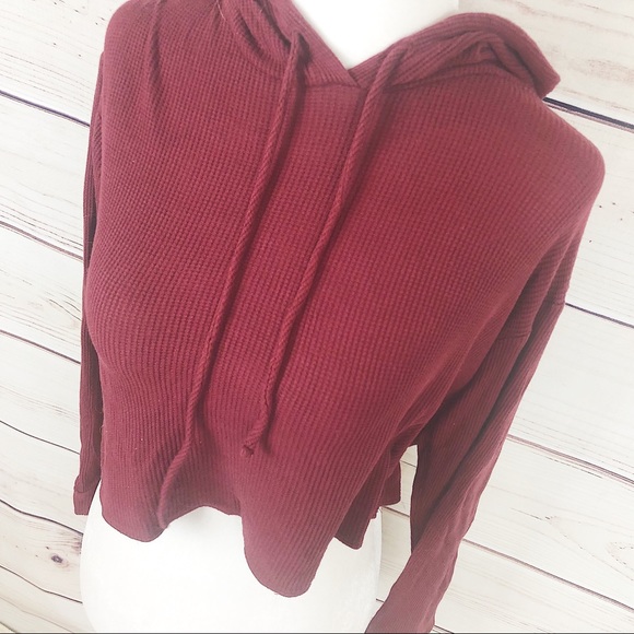 Ivy + Main Burgundy Red Waffle Knot Crop Hoodie - Picture 3 of 7